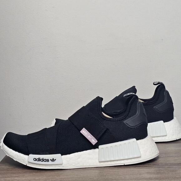 Adidas Women's NMD_R1 Athletic Shoe Size 11 Black NEW - Picture 2 of 8